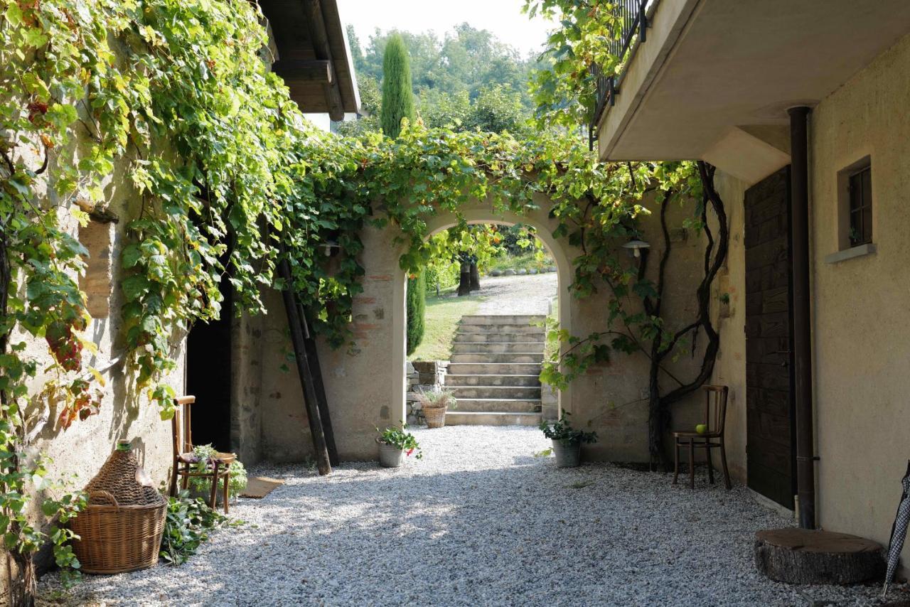 Oggiono B&B Cascina La Cinciallegra מראה חיצוני תמונה