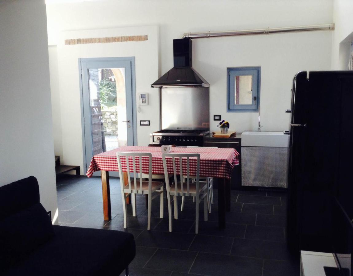 Oggiono B&B Cascina La Cinciallegra מראה חיצוני תמונה
