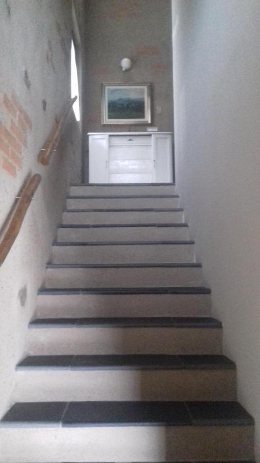 Oggiono B&B Cascina La Cinciallegra מראה חיצוני תמונה